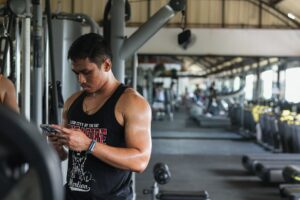 Az edzés utáni „pump” érzés – mitől van és meddig tart?