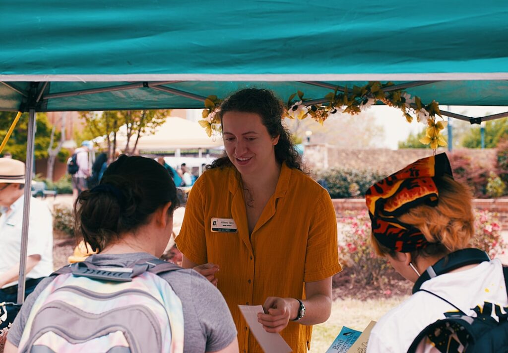 Ünnepi önkéntesség – segítséggel telik meg a nap