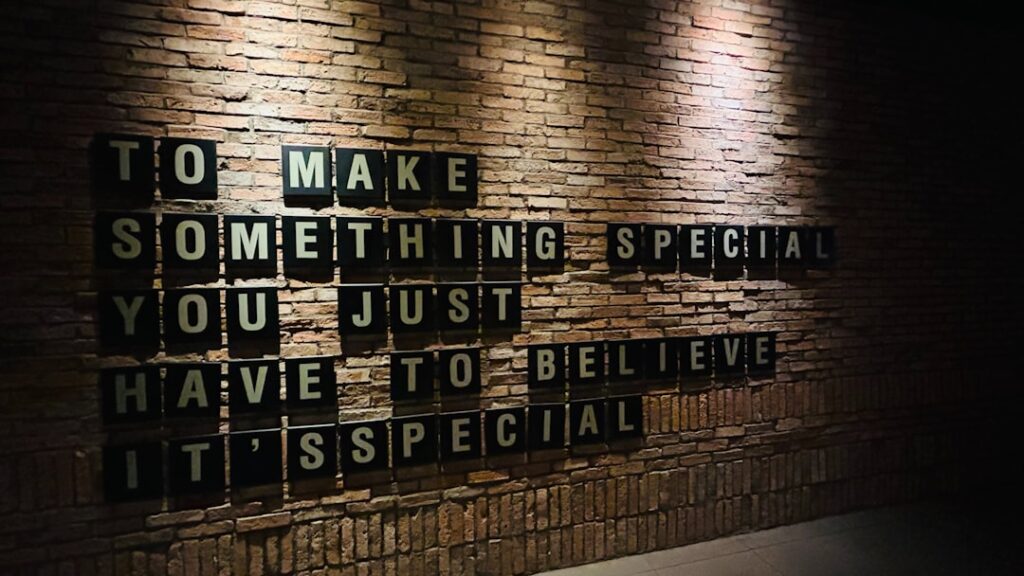 Az önismeret útja: Hogyan válhat a tudatosság hétköznapi rutinná?